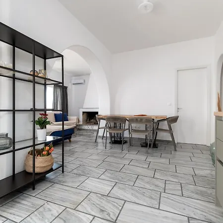 Sterna House Alkistis Párosz